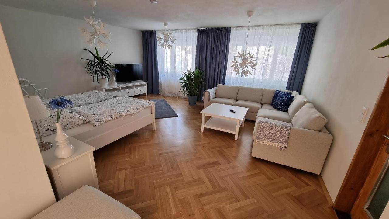 Ferienwohnung Kirsten Markranstädt Buitenkant foto