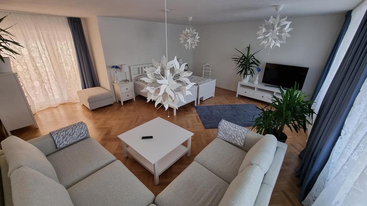 Ferienwohnung Kirsten Markranstädt Buitenkant foto
