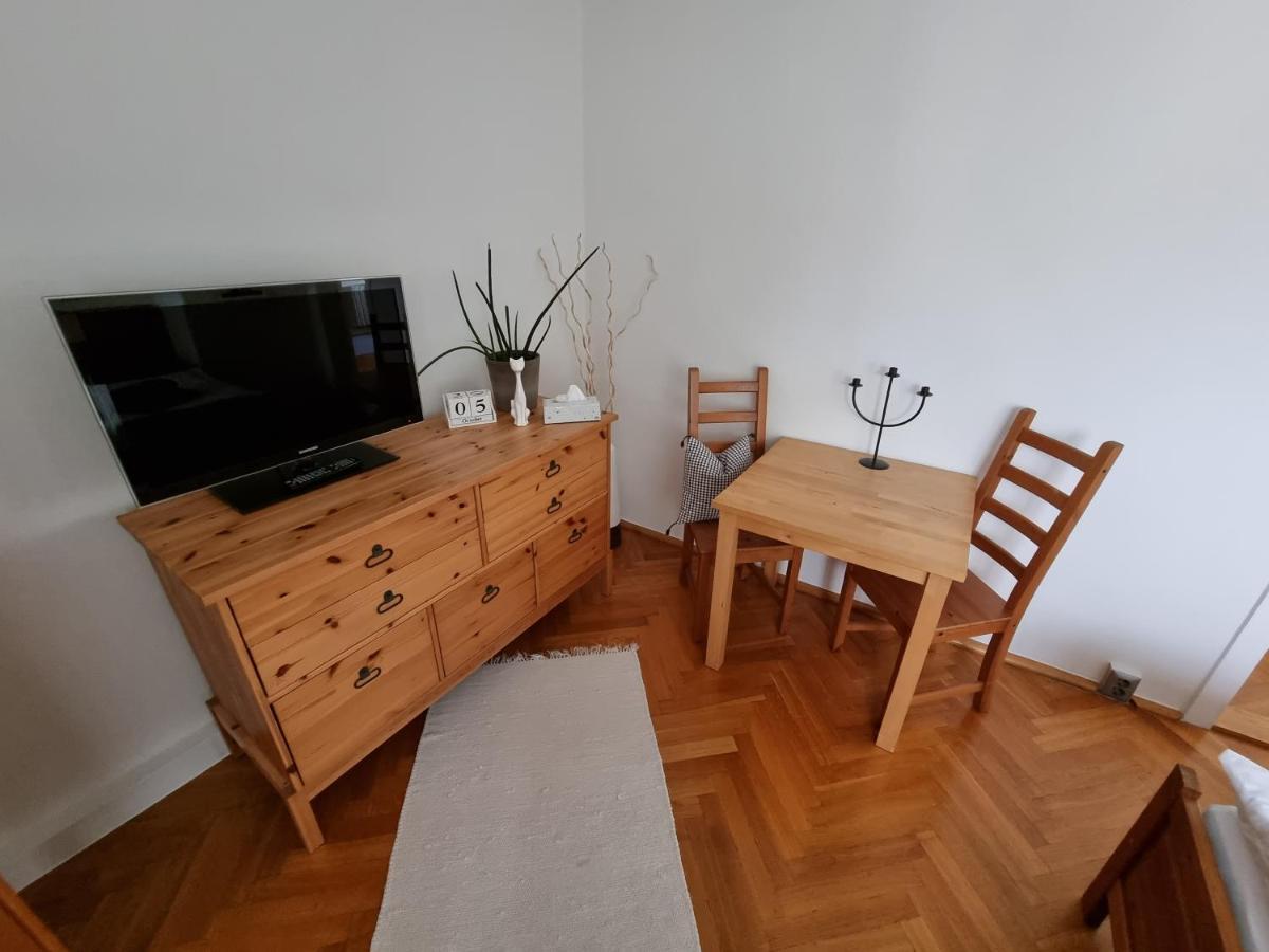 Ferienwohnung Kirsten Markranstädt Buitenkant foto