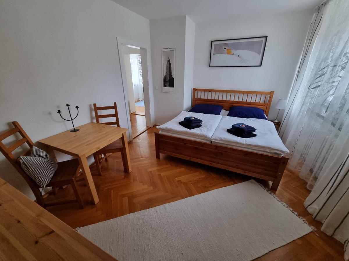 Ferienwohnung Kirsten Markranstädt Buitenkant foto